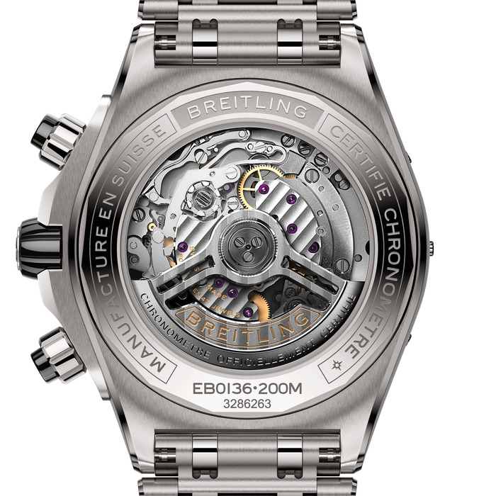 263160_01_Breitling_Super_Chronomat_44_B01_Titanium_EB0136251M1E1_Juwelier_Clem_Vercammen_3.jpg