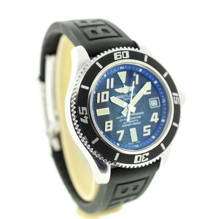 Breitling_Superocean_A1736402.BA30_Tweedehands_89540-988_Juwelier_Clem_Vercammen-3.jpg