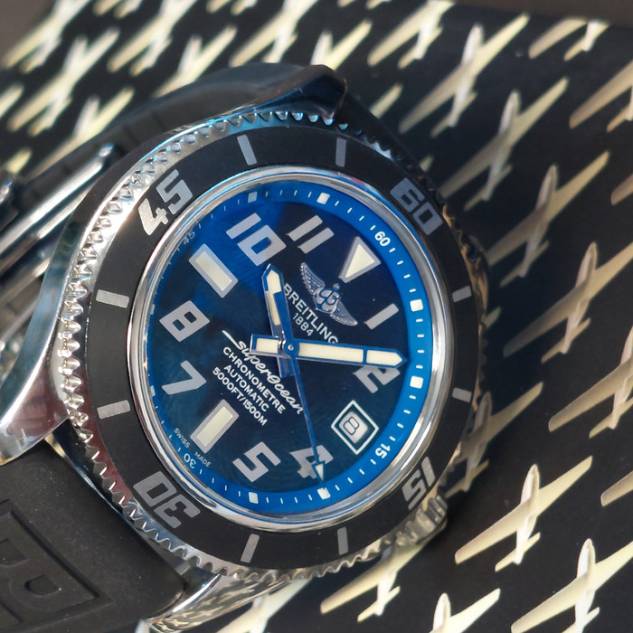 Breitling_Superocean_A1736402.BA30_Tweedehands_89540-988_Juwelier_Clem_Vercammen-13.jpg