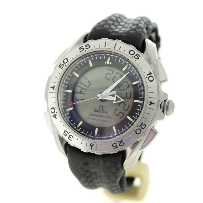Omega_Speedmaster_Space_Mission_3291.50.00_Tweedehands_89031-985_Juwelier_Clem_Vercammen-2.jpg