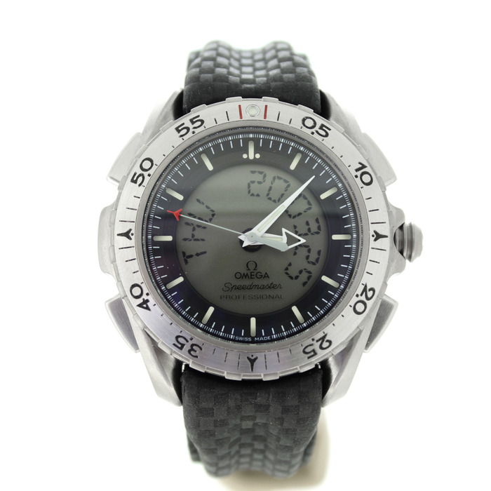 Omega_Speedmaster_Space_Mission_3291.50.00_Tweedehands_89031-985_Juwelier_Clem_Vercammen-11.jpg