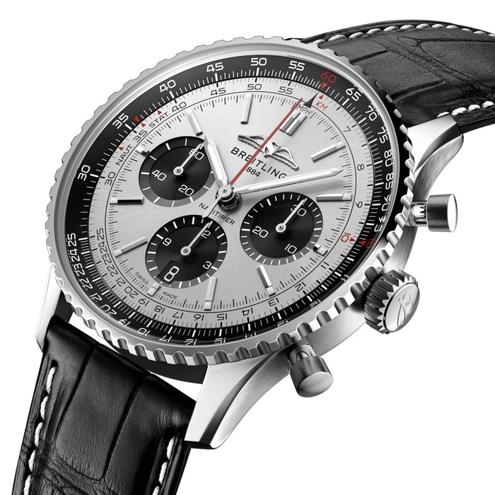Breitling_Navitimer_B01_Chrnographe_43_AB0138241G1P1_Juwelier_Vercammen_2.jpg