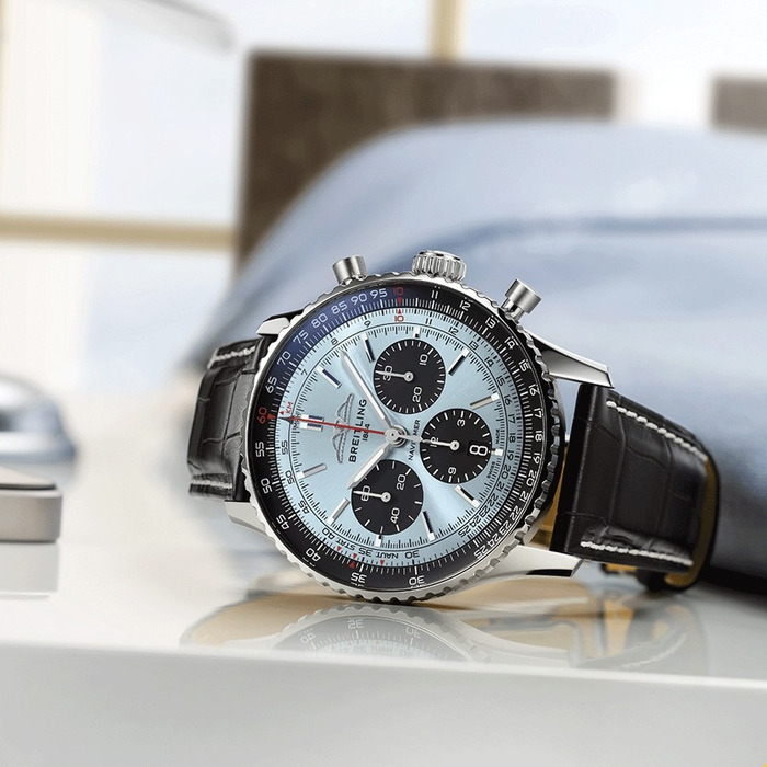 Breitling_Navitimer_B01_Chrnographe_43_AB0138241C1P1_Juwelier_Vercammen_4.jpg