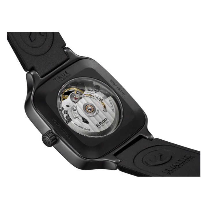 269812_01_Rado_True_Square_R27197169_Juwelier_Clem_Vercammen-4.png