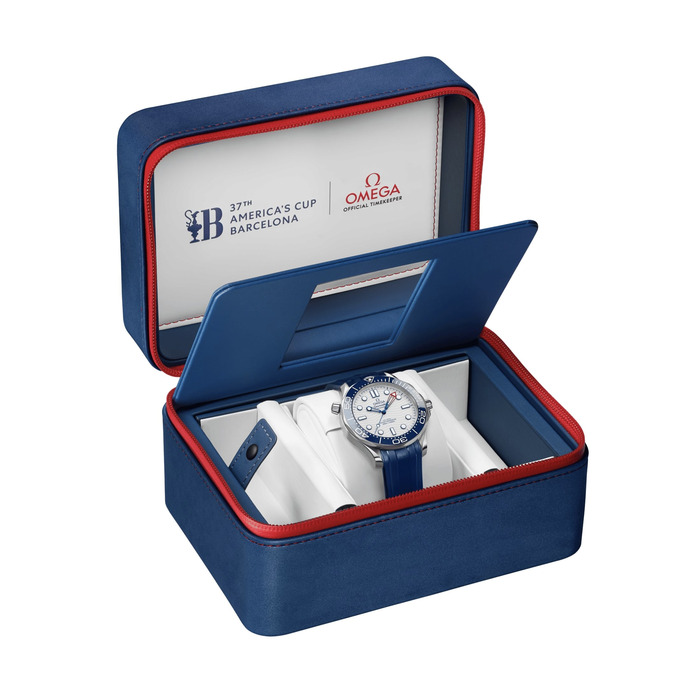 265719_01_Omega_Seamaster_Diver_300M_42mm_Co-Axial_Master_Chronometer_210-32-42-20-04-002_Juwelier_Clem_Vercammen_7.jpg