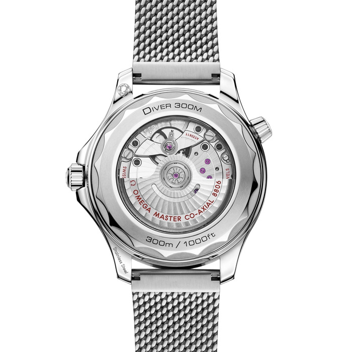 Omega_Seamaster_300M_42MM_21030422006002_Juwelier_Clem_Vercammen_2.jpg