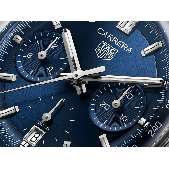 TAG_Heuer_Carrera_Chronographe_Glassbox_Panda_CBS2216_BA0041_Juwelier_Clem_Vercammen_3.jpg