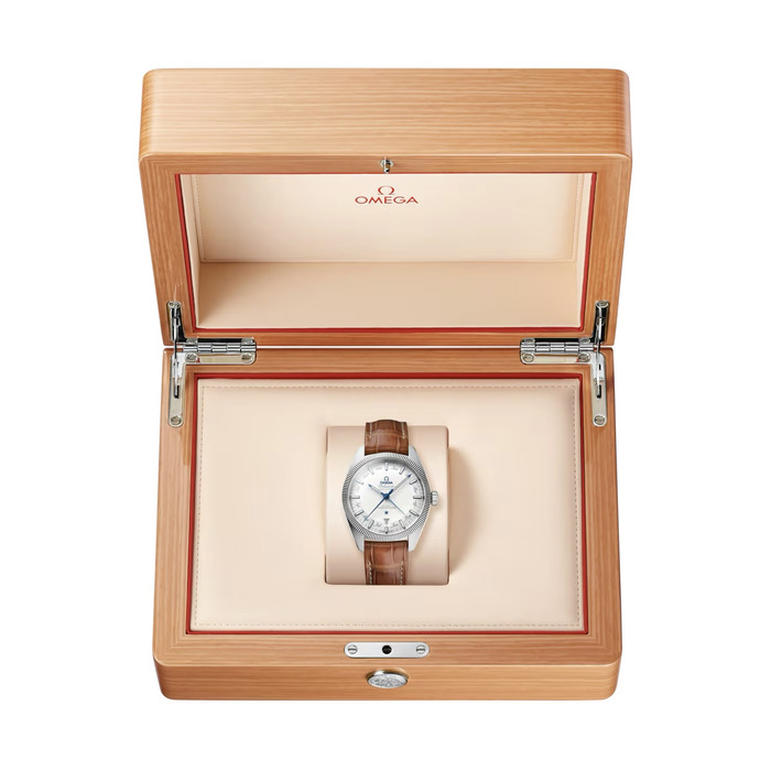 Omega_Constellation_Globemaster_41mm_13033412202001_Juwelier_Clem_Vercammen_3.jpg