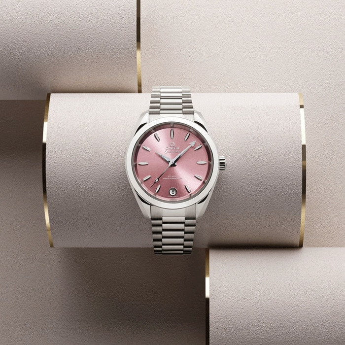 Omega_Seamaster_Aqua_Terra_roos_22010342010003_Juwelier_Clem_Vercammen_5.jpg