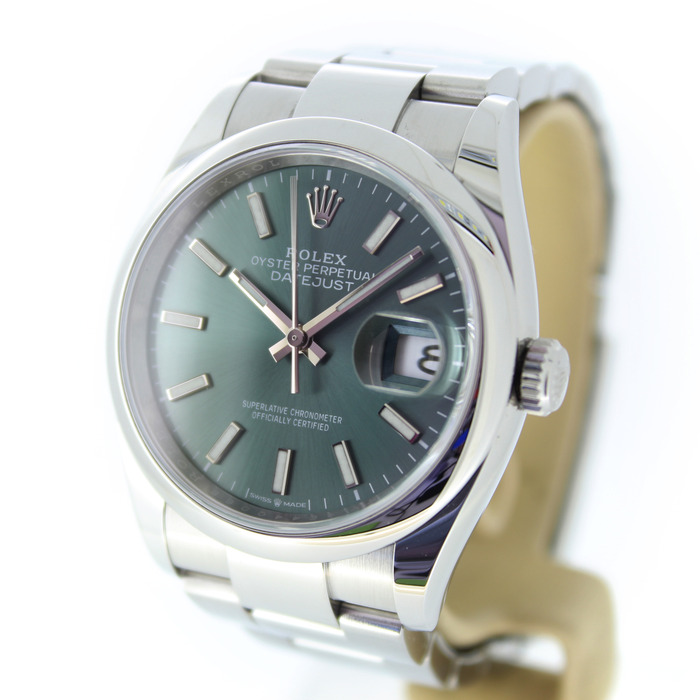 Rolex_Oyster_Perpetual_Datejust_126200_Tweedehands_90442-983_Juwelier_Clem_Vercammen-5.jpg