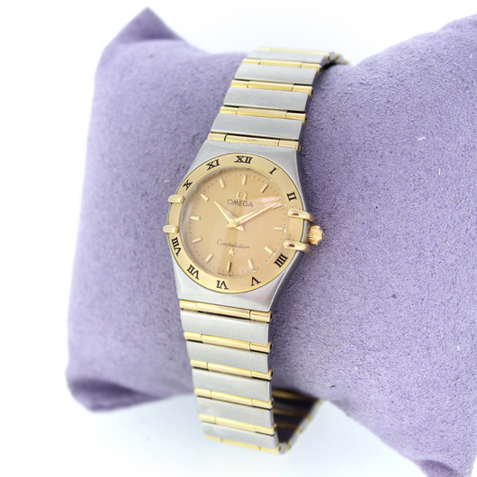 Horloge Omega Constellation Vintage full bar quartz 795.1203 '90271-999-TWDH' Horloge Omega Constellation Vintage full bar quartz 795.1203 '90271-999-TWDH'