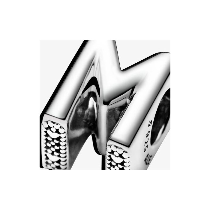 Juweel PANDORA Letter M Alfabetbedel 797467 