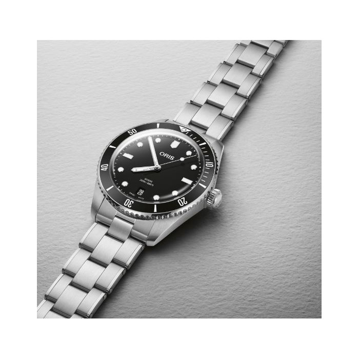 270066_01_Oris_Diver_Date_01733-7795-4054-SET_Juwelier_Clem_Vercammen-4.jpg