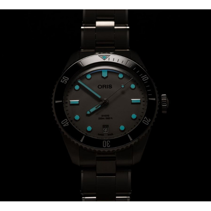 270067_01_Oris_Diver_Date_01733-7795-4051-SET_Juwelier_Clem_Vercammen-10.jpg