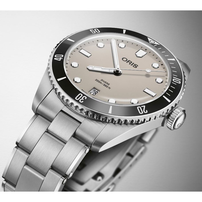 270067_01_Oris_Diver_Date_01733-7795-4051-SET_Juwelier_Clem_Vercammen-3.jpg