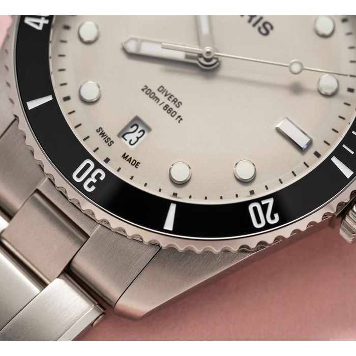 270067_01_Oris_Diver_Date_01733-7795-4051-SET_Juwelier_Clem_Vercammen-4.jpg