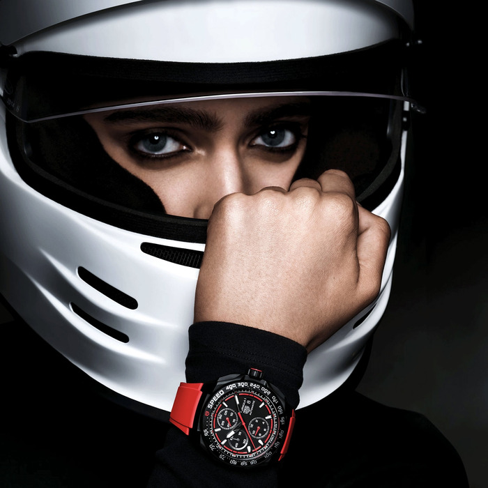 TAG-Heuer-Formula-1-44mm-Titanium-Chronograph-Automatic-Mens-Watch-CBZ2085_8.jpg