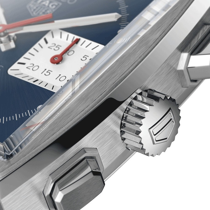 242817_01_tag_heuer_cbl2111-ba0644-monaco-chronograph-39mm-calibre-heuer-02-automatic-clem-vercammen-juwelier_4.jpg