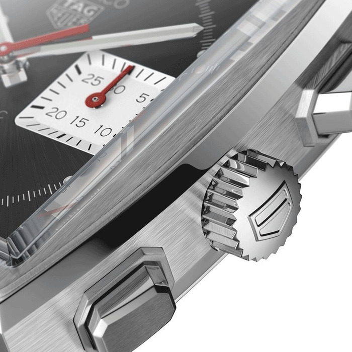 240547_01_TAG_Heuer_Monaco_CBL2113-BA0644_Calibre_Heuer02_Clem_Vercammen_5.jpg