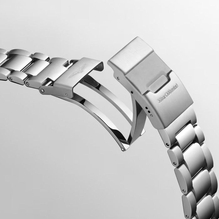 Longines_Hydroconquest_L37814066_Juwelier_Clem_Vercammen_6.jpg