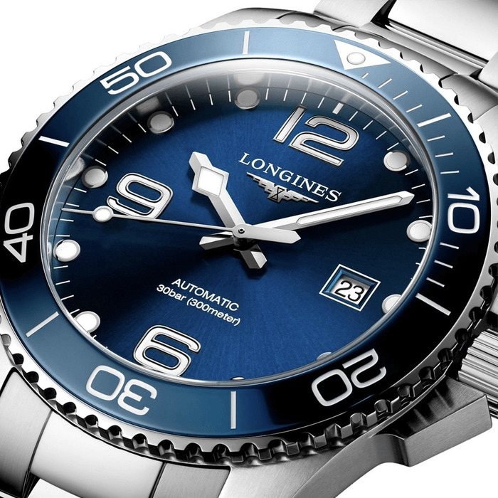 232779_01_Longines_Hydroconquest_Watch_L37824966_Clem_Vercammen_Longines_Online_Shop_2.jpg