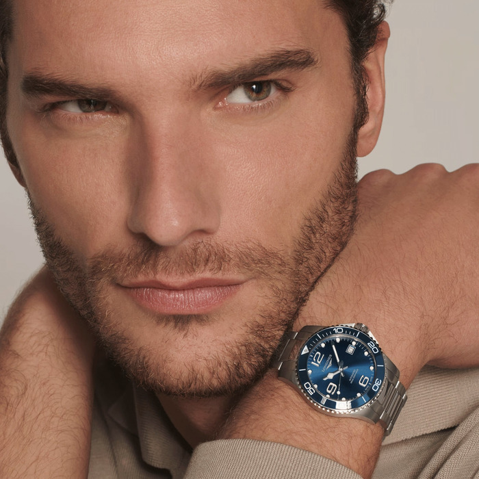 262976_01_Longines_Hydroconquest_Ceramic_39mm_L37804966_Juwelier_Clem_Vercammen_5.jpg