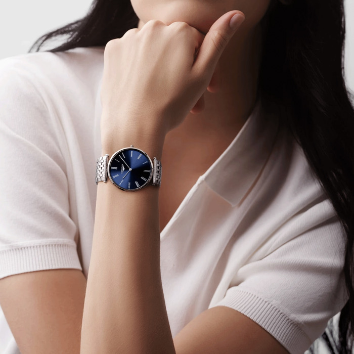 228911_01_Longines_La_Grande_Classique_de_Longines_Lady_Watch_L47554946_Clem_Vercammen_Longines_Online_Shop_5.jpg