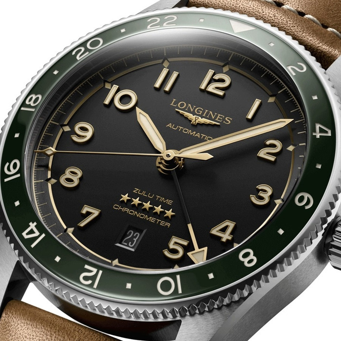 253847_01_Longines_Spirit_Zulu_Time_L38124632_Juwelier_Clem_Vercammen_4.jpg