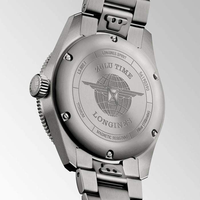 265826_01_Longines_Spirit_Zulu_Time_Titanium_L3-802-1-53-6_Juwelier_Clem_Vercammen_3.jpg