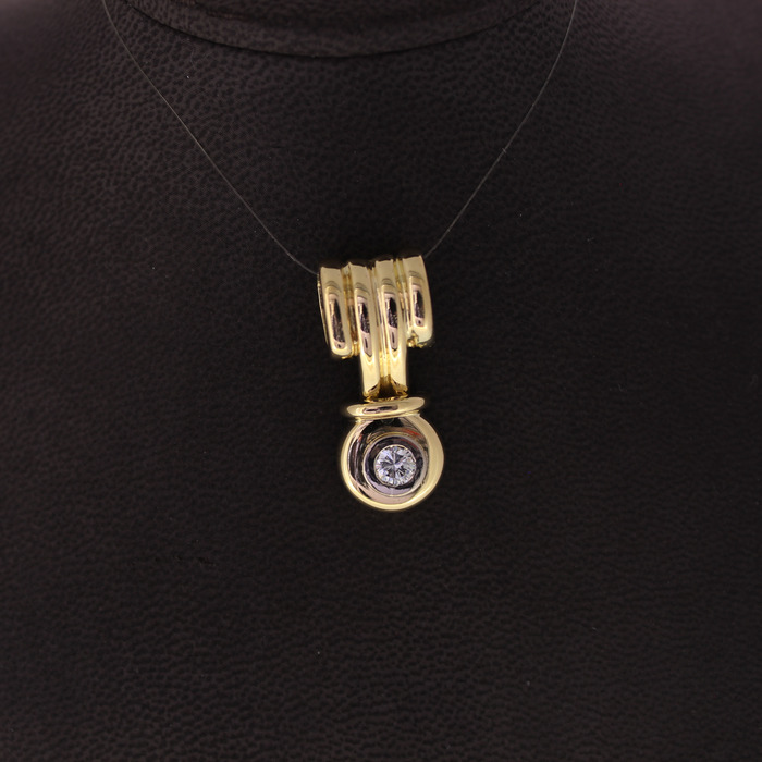 Hanger_Geelgoud_Briljant_Tweedehands_91649-2286_Juwelier_Clem_Vercammen-5.jpg