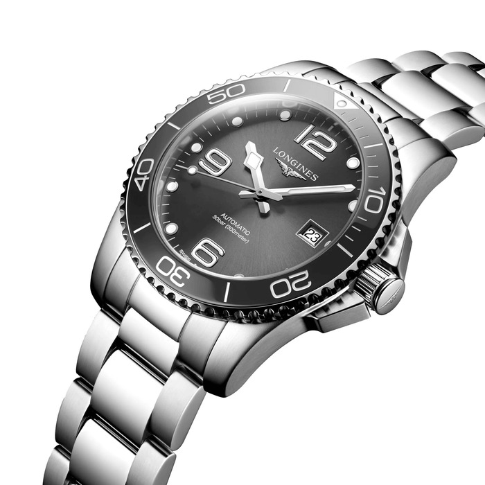 268197_01_Loninges_Hydroconquest_L37814766_Juwelier_Clem_Vercammen_2.jpg