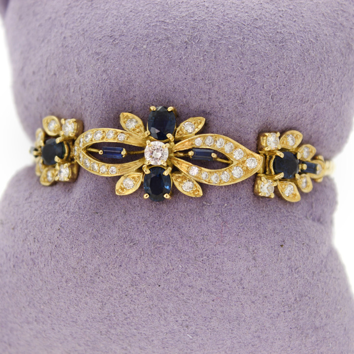 Armband_Geelgoud_Diamant_Saffier_Tweedehands_91833-2311_Juwelier_Clem_Vercammen-5.jpg