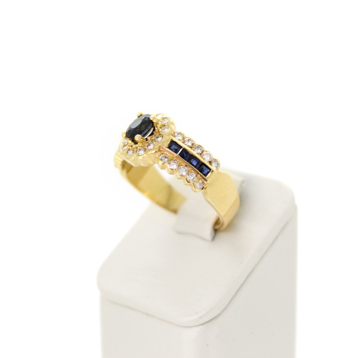 Ring_Geelgoud_18K_Saffier_Briljant_Tweedehands_91835-2304_Juwelier_Clem_vercammen-5.jpg