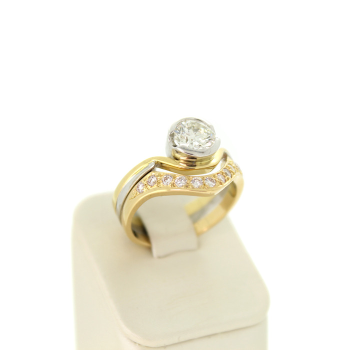 Ring_Bicolor_18K_Briljanten_Tweedehands_91827-2308_Juwelier_Clem_Vercammen-3.jpg