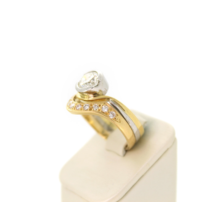 Ring_Bicolor_18K_Briljanten_Tweedehands_91827-2308_Juwelier_Clem_Vercammen-5.jpg
