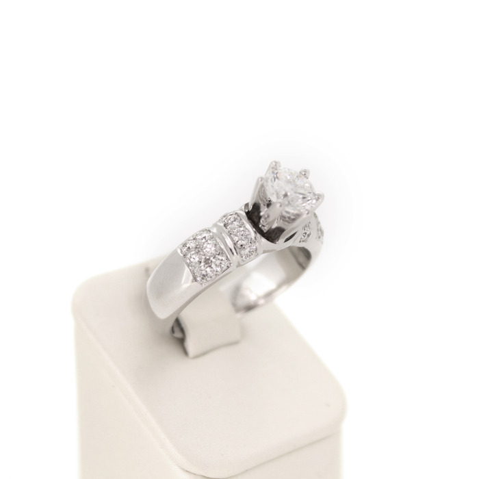 Ring_Solitair_Witgoud_18K_Briljanten_Tweedehands_91829-2306_Juwelier_Clem_Vercammen-6.jpg