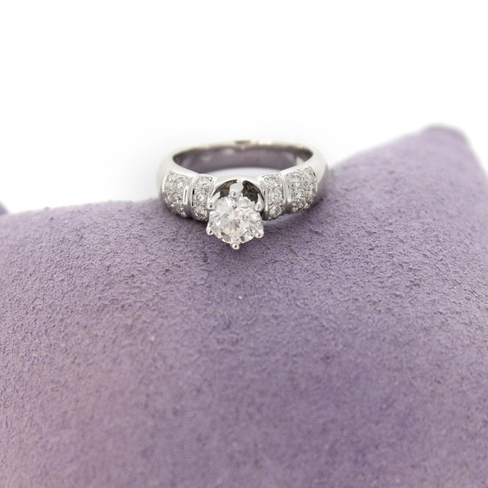 Ring_Solitair_Witgoud_18K_Briljanten_Tweedehands_91829-2306_Juwelier_Clem_Vercammen-7.jpg
