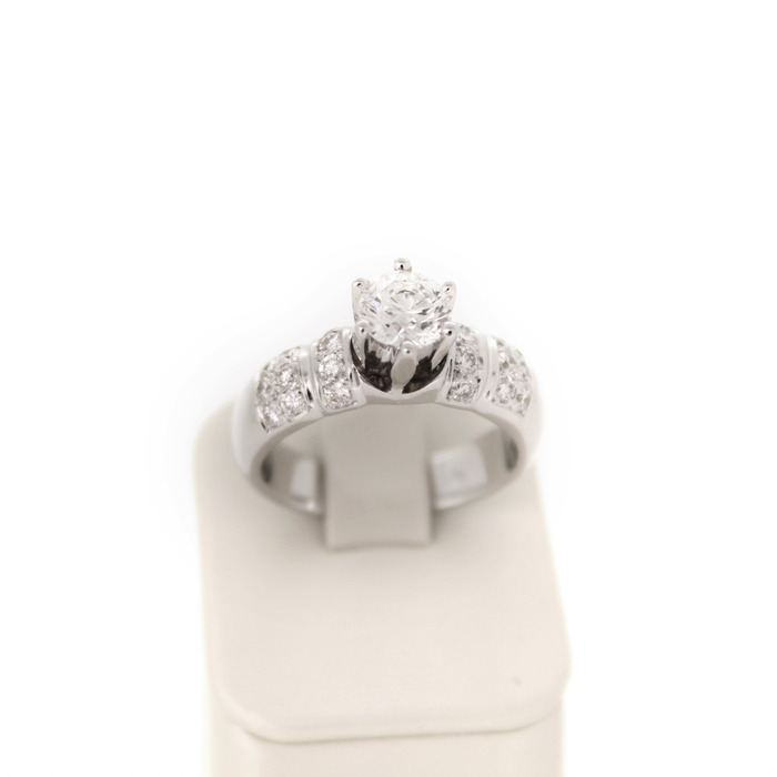 Ring_Solitair_Witgoud_18K_Briljanten_Tweedehands_91829-2306_Juwelier_Clem_Vercammen-3.jpg