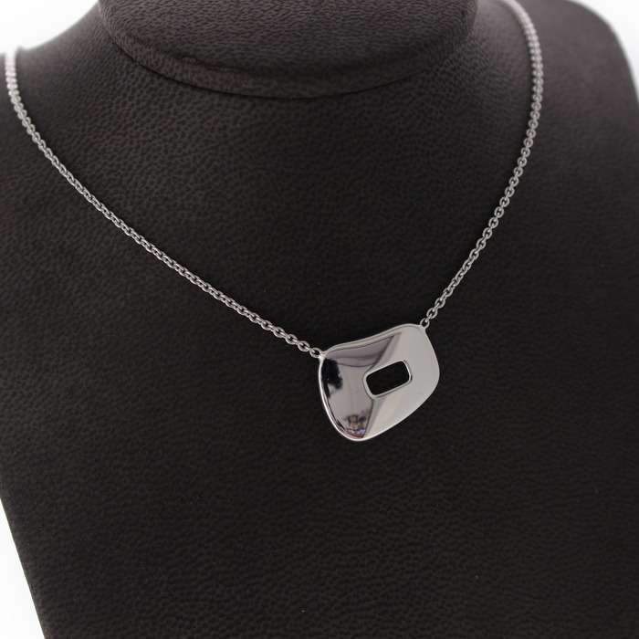 Mattioli_Puzzle_Collier_MCT10206BTweedehands_CV-2318_Juwelier_Clem_Vercammen-4.jpg