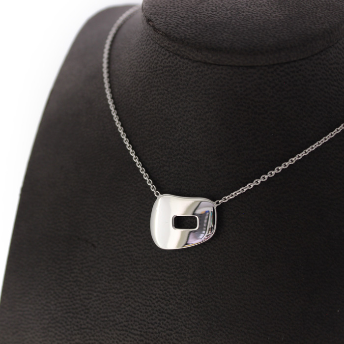 Mattioli_Puzzle_Collier_MCT10206BTweedehands_CV-2318_Juwelier_Clem_Vercammen-3.jpg