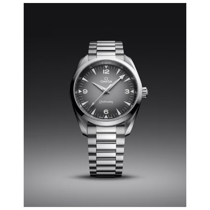 Omega_Seamaster_Railmaster_38mm_235_10_38_20_06_001_Juwelier_Clem_Vercammen_Omega_Dealer_03.jpg