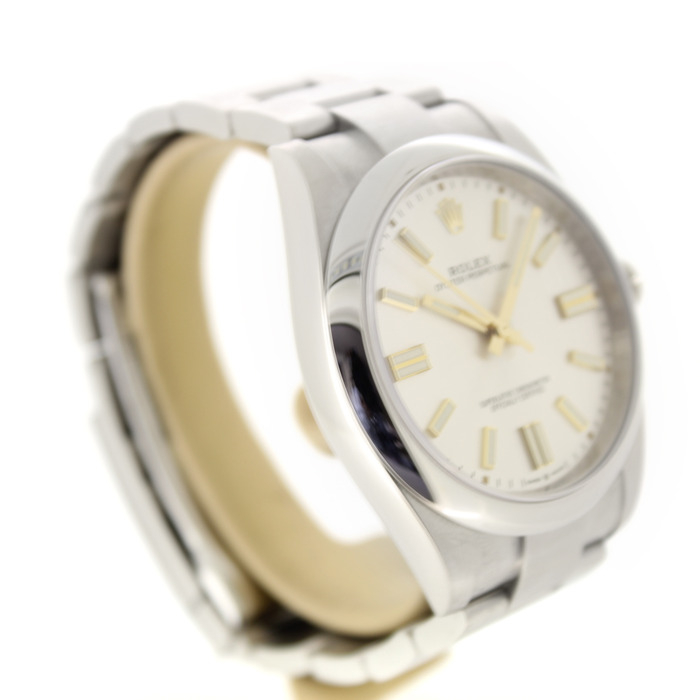 Rolex_Oyster_Perpetual_124300_Tweedehands_92147-1011_Juwelier_Clem_Vercammen-8.jpg