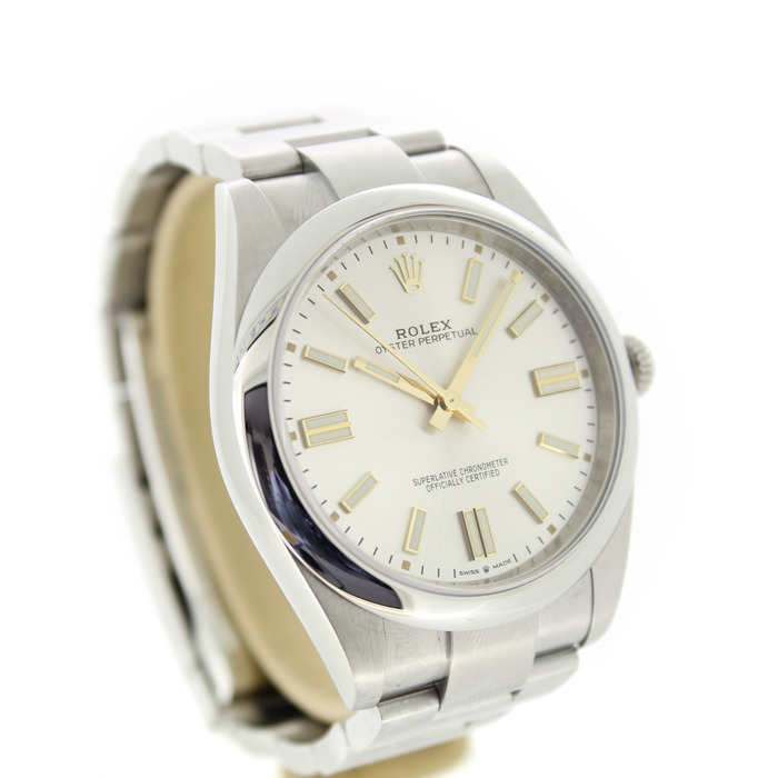 Rolex_Oyster_Perpetual_124300_Tweedehands_92147-1011_Juwelier_Clem_Vercammen-17.jpg