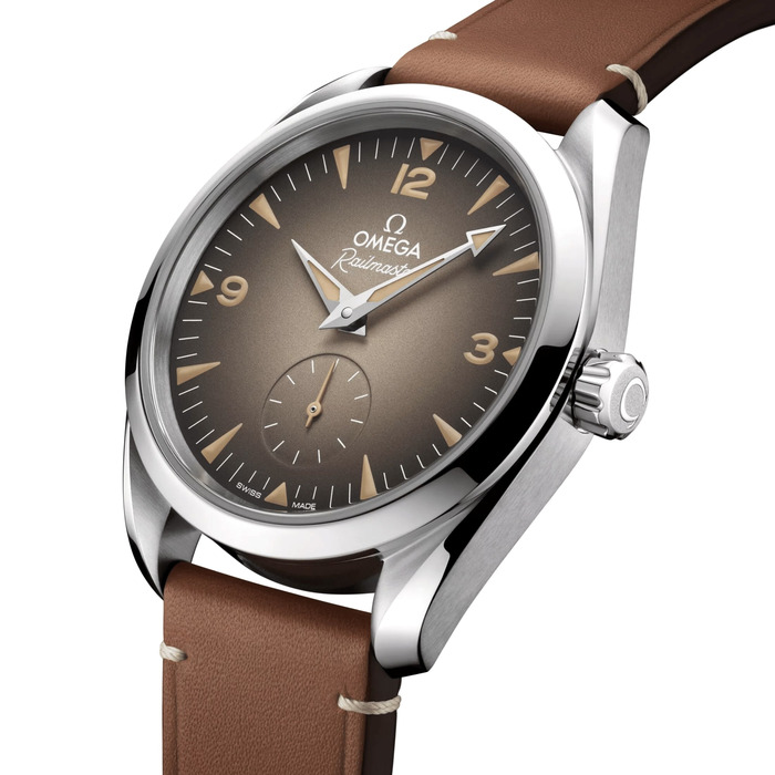 270952_01_Omega_Seamaster_Railmaster_23512382013001_Juwelier_Clem_Vercammen_2.jpg