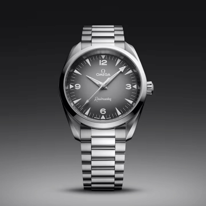 Omega_Seamaster_Railmaster_38mm_235_10_38_20_06_001_Juwelier_Clem_Vercammen_Omega_Dealer_8.jpg