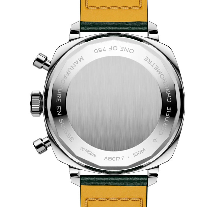 271034_01_Breitling_TOP_TIME_B01_Racing_Cushion_Limited_edition_AB01771A1L1X1_Dealer_Breitling_Clem_Vercammen_3.jpg