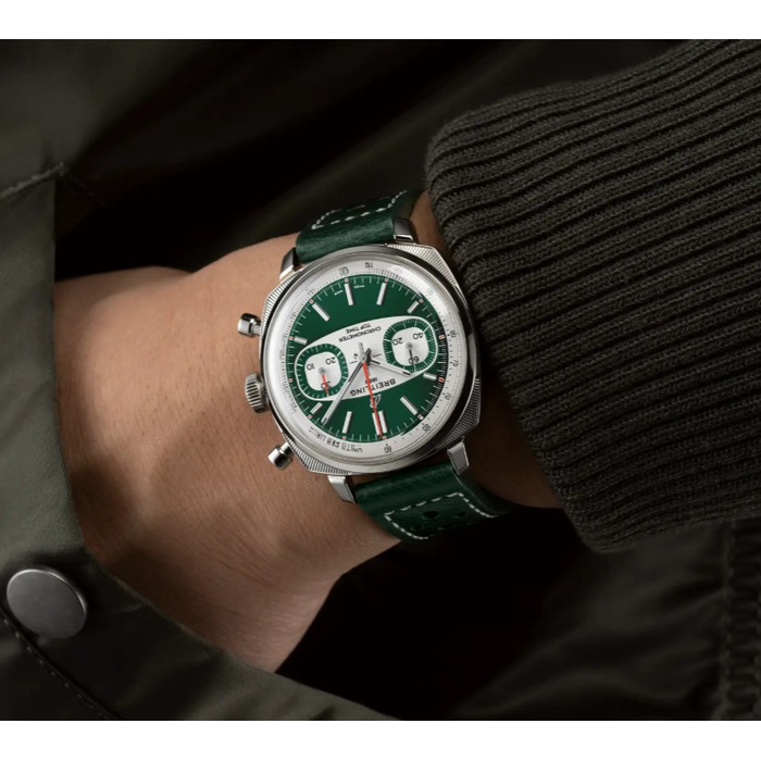 271034_01_Breitling_TOP_TIME_B01_Racing_Cushion_Limited_edition_AB01771A1L1X1_Dealer_Breitling_Clem_Vercammen_4.jpg