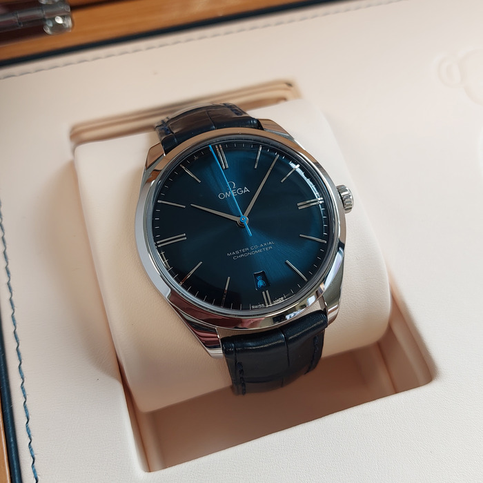 Omega_De_Ville_Tresor_Orbis_Edition_43213402103001_Tweedehands_92281-1015_Juwelier_Clem_Vercammen-20.jpg