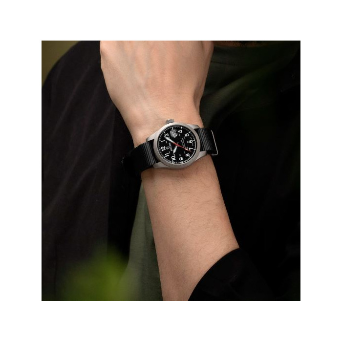 Horloge FESTINA Swiss Made Collection F20082/3 