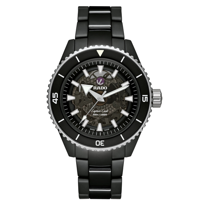 245097_01_Rado_Captain_Cook_High-Tech_Ceramic_R32127152_Juwelier_Clem_Vercammen_1.jpg